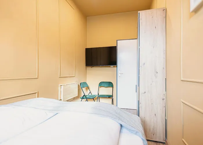 Budget & Comfy 4 Private In Shared Apt, Close To Westbahnhof *