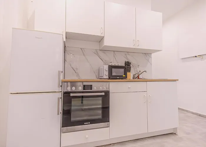 Budget & Comfy 4 Private In Shared Apt, Close To Westbahnhof Daire Viyana
