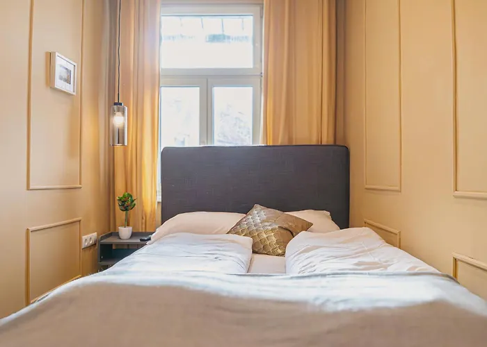 Budget & Comfy 4 Private In Shared Apt, Close To Westbahnhof