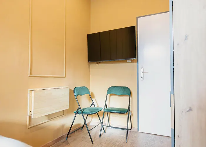 Daire Budget & Comfy 4 Private In Shared Apt, Close To Westbahnhof