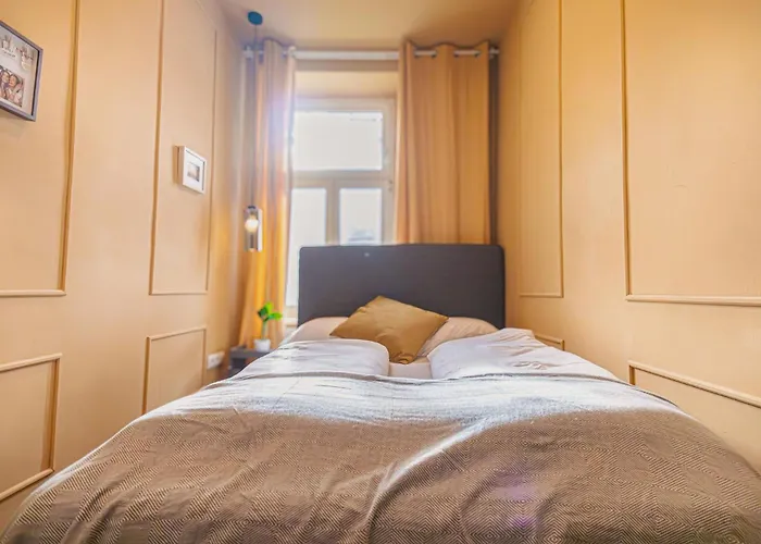 Daire Budget & Comfy 4 Private In Shared Apt, Close To Westbahnhof