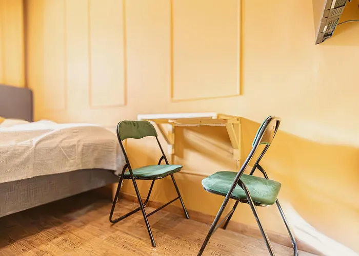 Apartment Budget & Comfy 4 Private In Shared Apt, Close To Westbahnhof