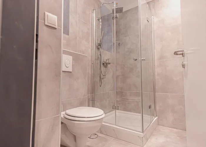 Budget & Comfy 4 Private In Shared Apt, Close To Westbahnhof